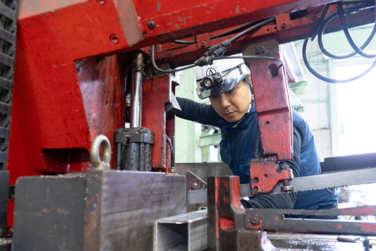 工場での製作